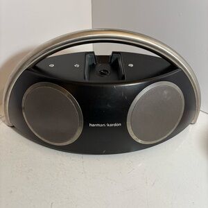 Harman Kardon Go & Play portable dock‎ iPod iPhone Bluetooth adapter speaker